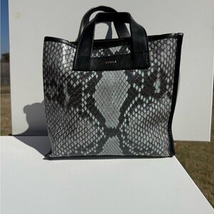 EUC Furla Divide It tote bag python-print Leather Gorgeous Bag